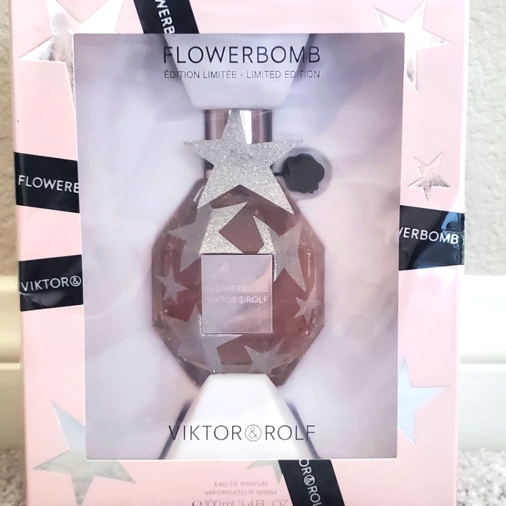 NIB FLOWERBOMB! SPECIAL EDITION!